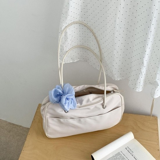 Light Carry Commuter Handbag in Neutral
