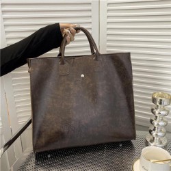 Relaxed Commuter Handbag in Neutral