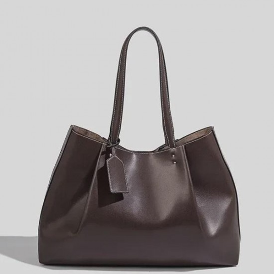 Premium Finish Commuter Handbag in Neutral